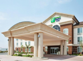 Отель Holiday Inn Express Hotel & Suites Dinuba West, an IHG Hotel  Динуба